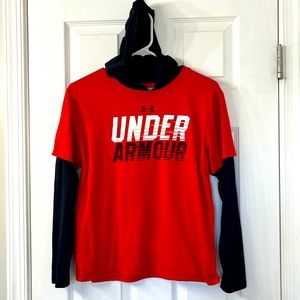 Boys Large Under Armour loose fit heat gear dri-fit long sleeve shirt w Hood